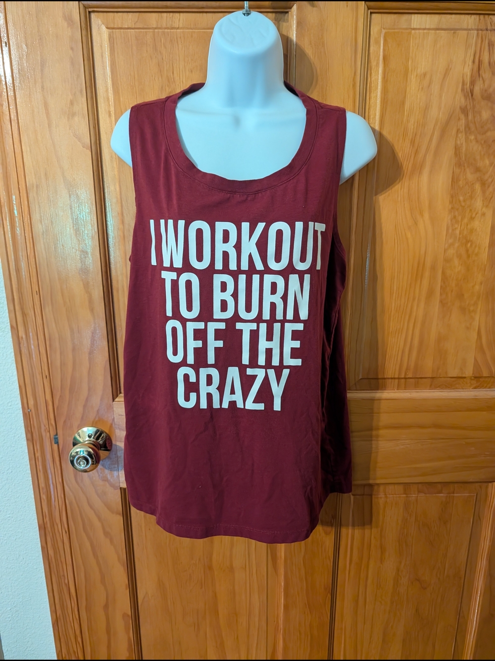 Maroon Graphic Workout Tank Top with Motivational Print